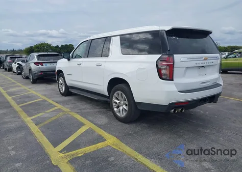 2023 Chevrolet Suburban 4Wd Premier z USA, uszkodzony, nr VIN 1GNSKFKD3PR540705